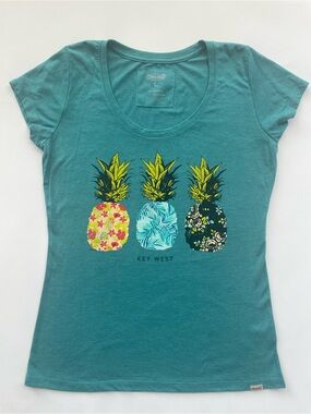 Cariloha Bamboo Womens Scoop Neck Tee T-shirt Large Pineapples Key West Florida
